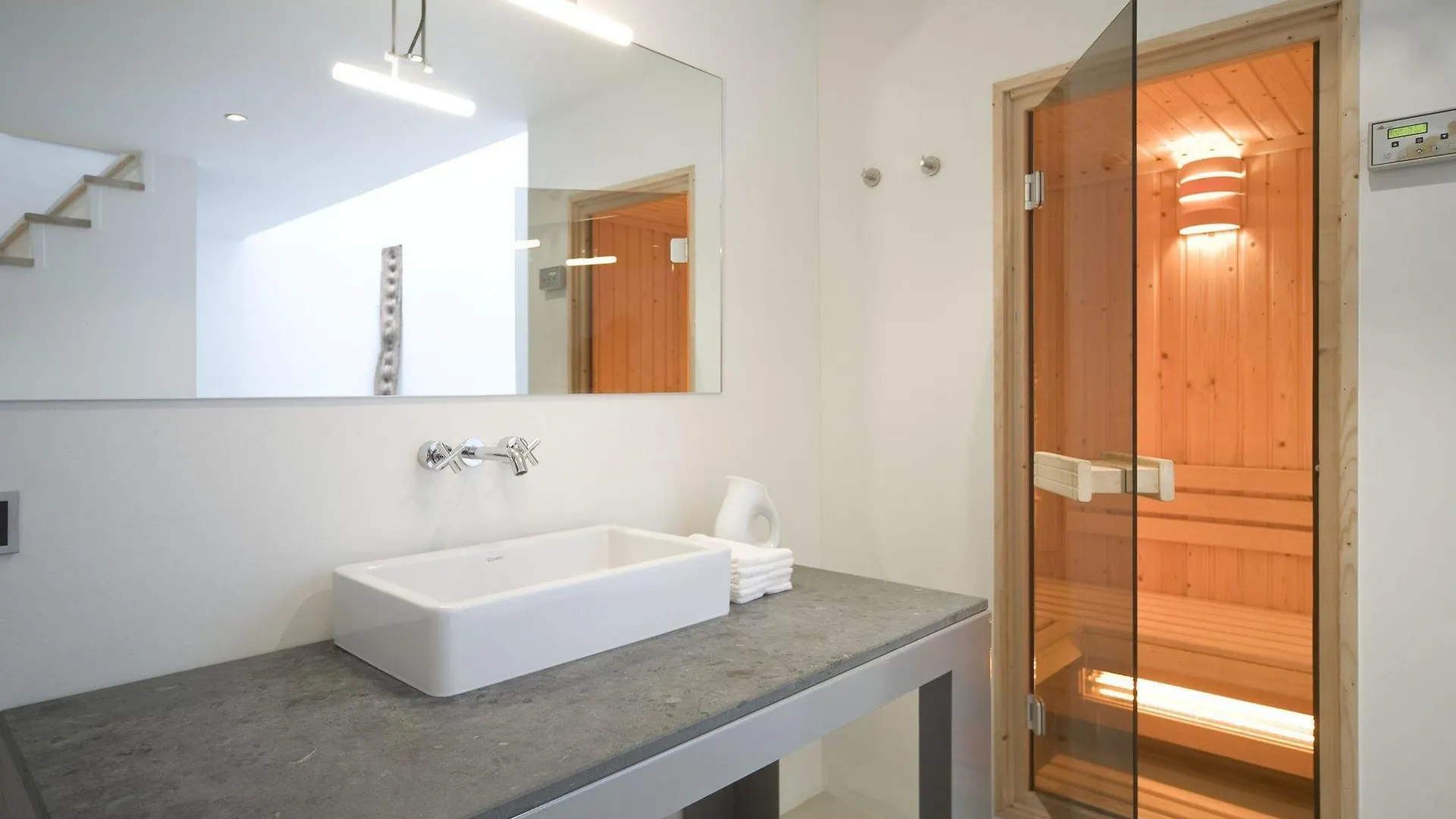 Stroom Rotterdam Hotel